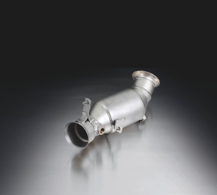 Resonated Turbo back System Left/Right with Integrated valves using the OE valve control system with 2 tail pipes 84 mm Street Race Black Chrome BMW : 3 Series F30/F31 335i
