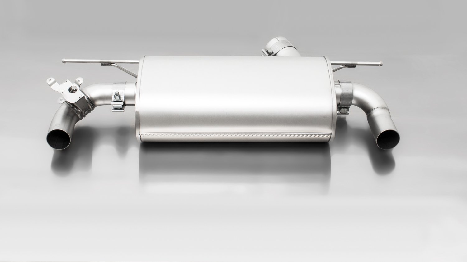 Rear Silencer Left/Right with Integrated valves using the OE valve control system with 2 Carbon tail pipes 102 mm angled, Titanium internals BMW : 1 Series F20/F21 LCI M140i
