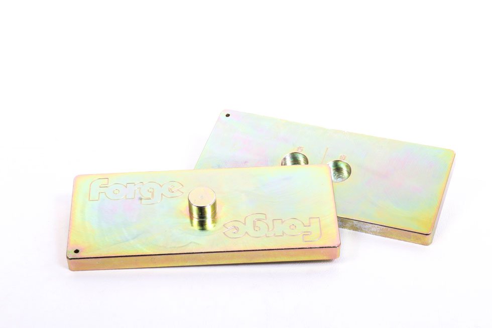 Forge Motorsport VW Caddy 2004-2011 Rear Axle relocation plates | Forge