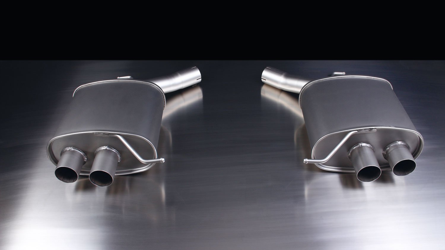 Rear Silencer Left/Right with 4 Carbon tail pipes 84 mm angled, Titanium internals BMW : 5 Series F10/F11 535i xDrive